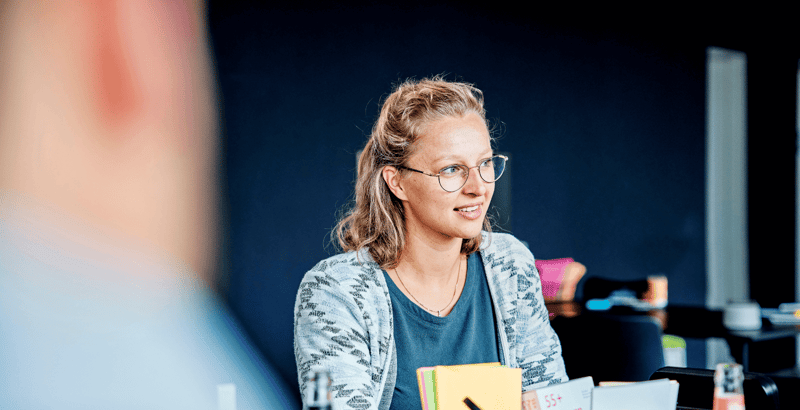 Portrait von Nora Zallmann bei der Allfoye Managementberatung