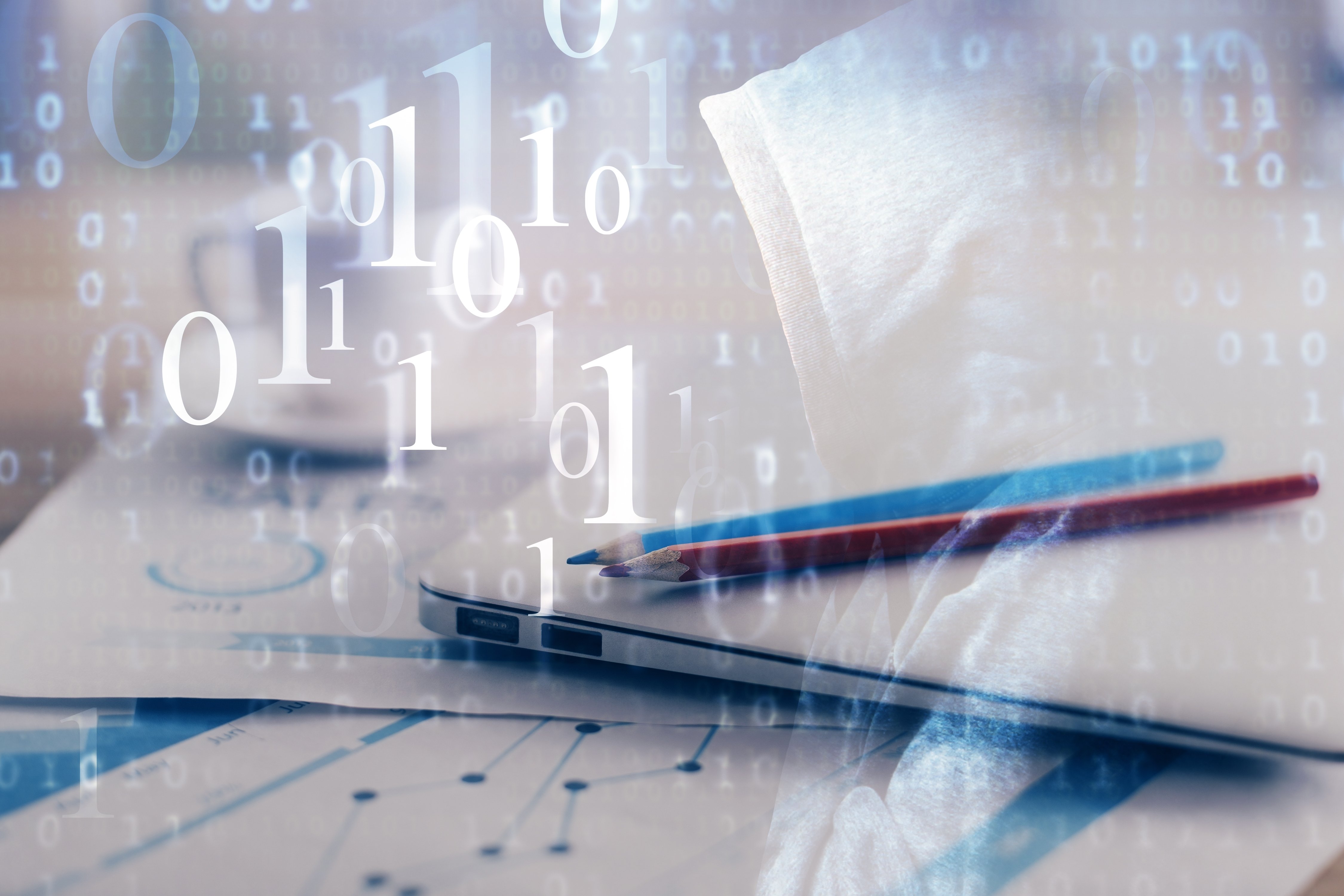 Symbolbild: Schreibtisch mit Tablet