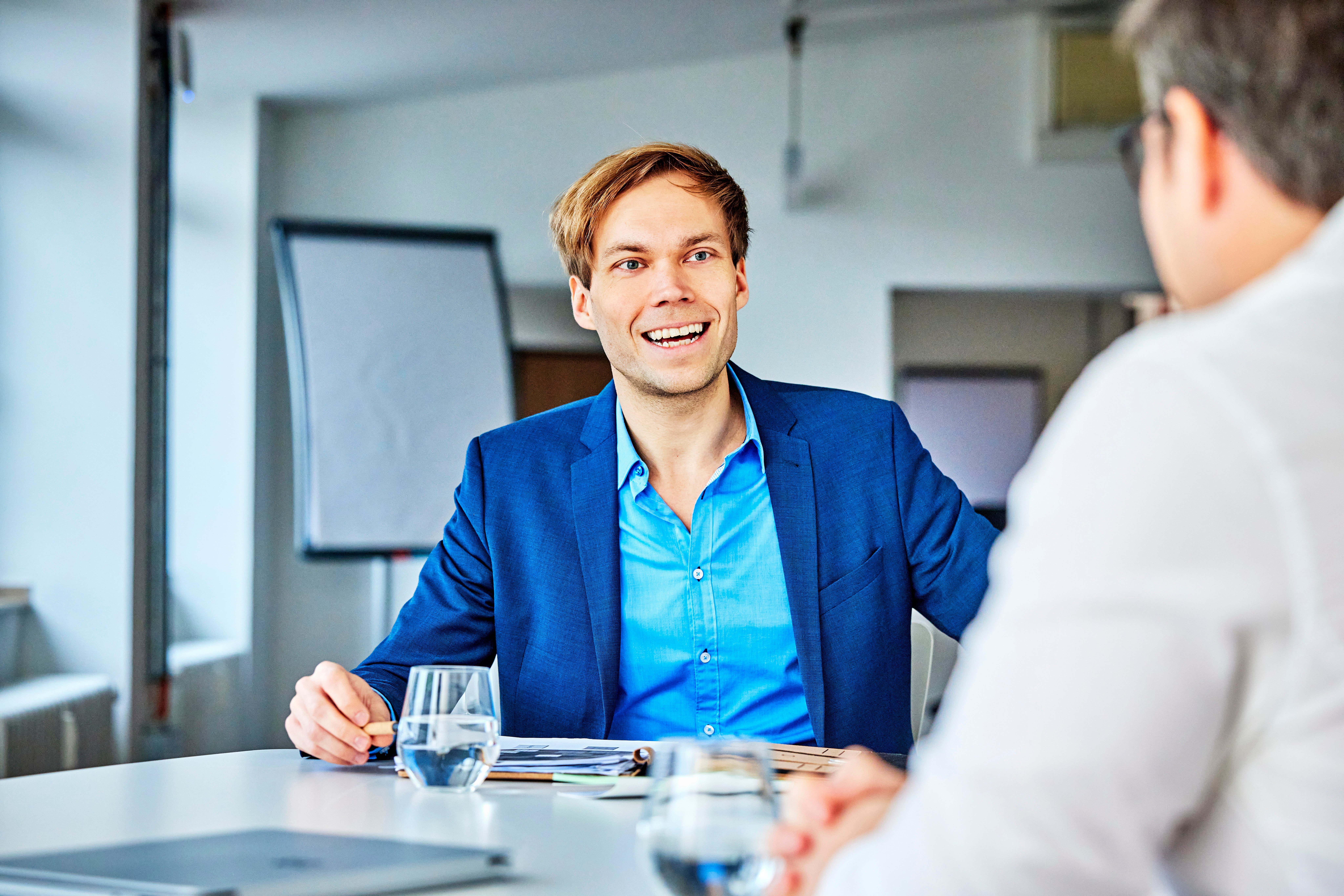 Portrait von Patric Huchtemeier bei der Allfoye Managementberatung